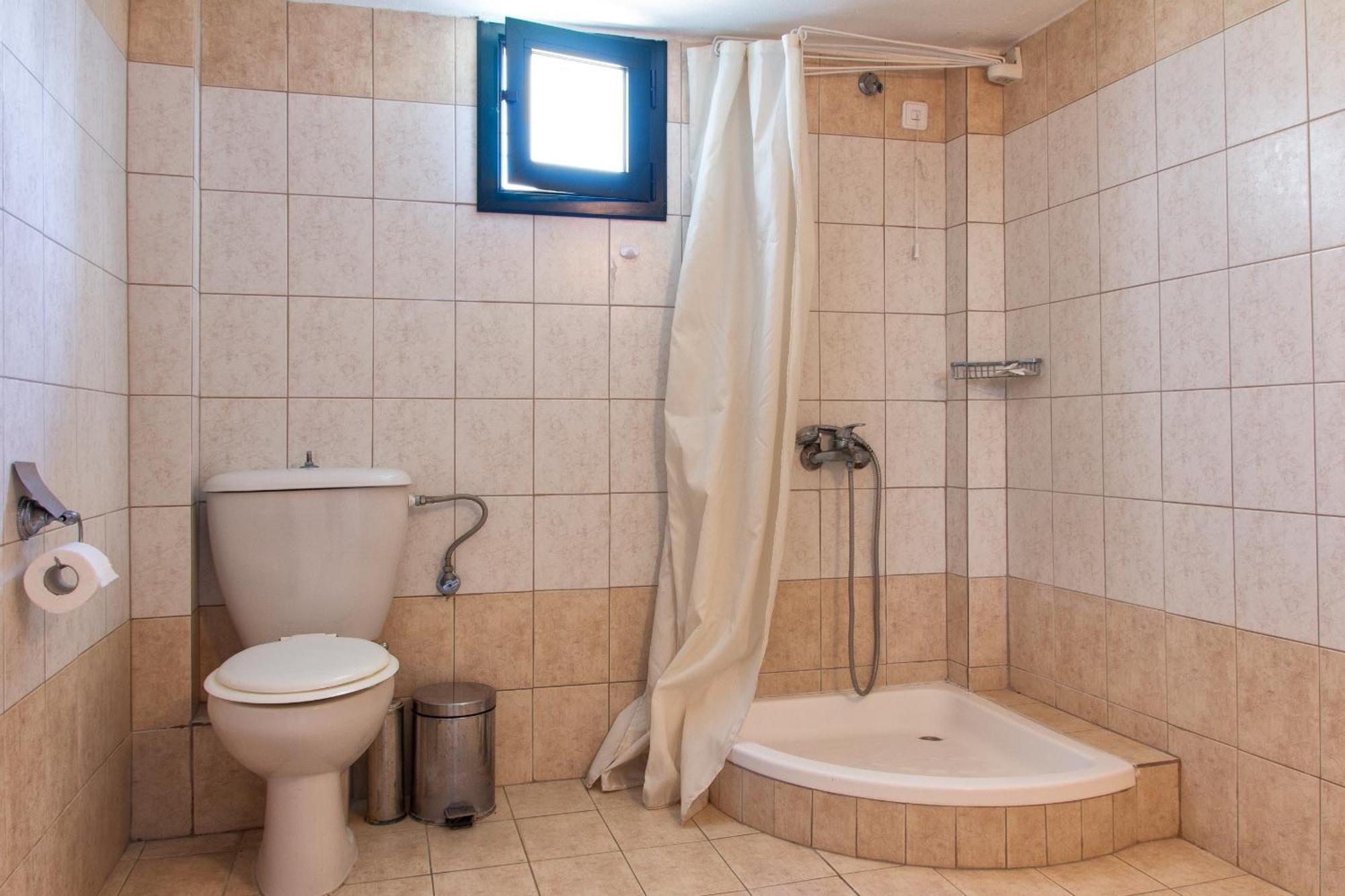 Estia Studios Kryopigí Rom bilde